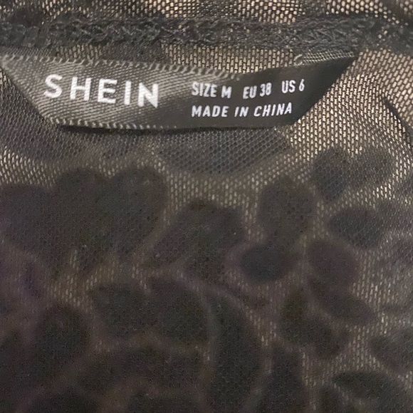 Floral black print tank top - Picture 2 of 4